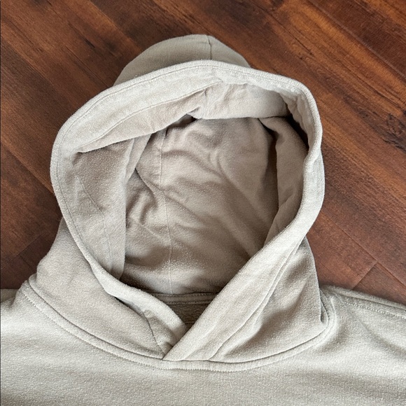 Abercrombie Kids Taupe and Stone hoodies! Boys size 15/16, great used condition! - Picture 10 of 14